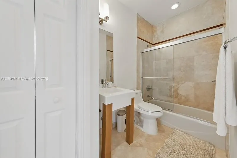 2454 Provence Ct