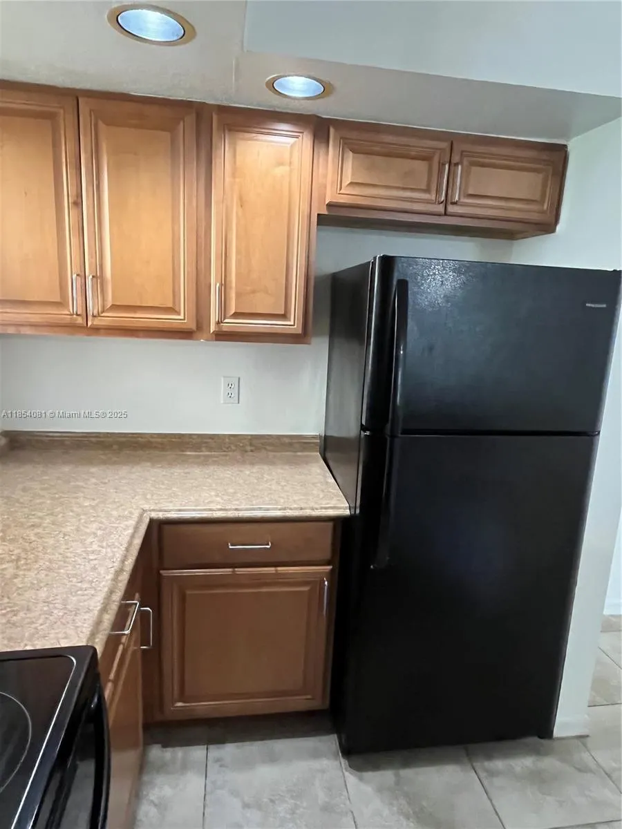 437 Vista Isles Dr, #2211