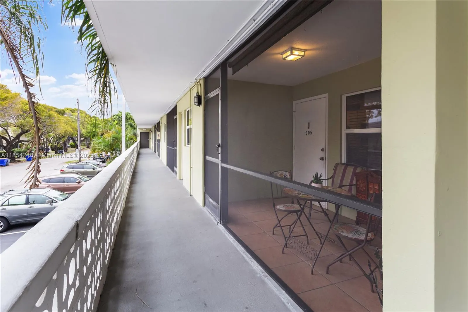 1425 Arthur St, #205A