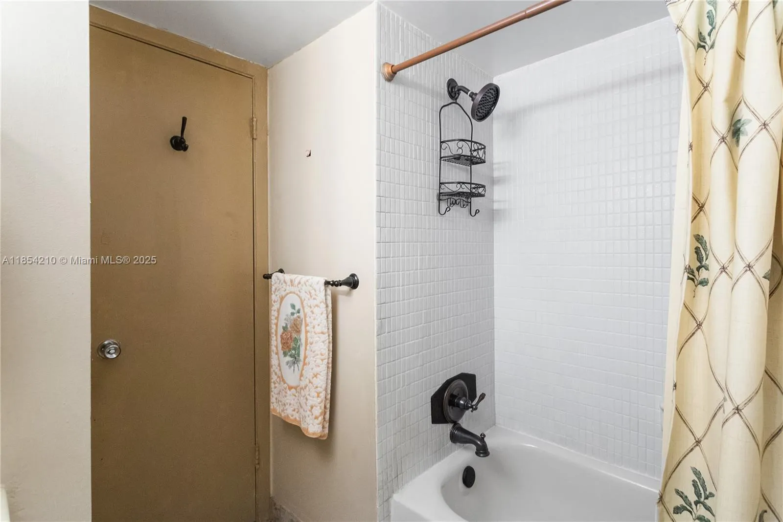 1425 Arthur St, #205A