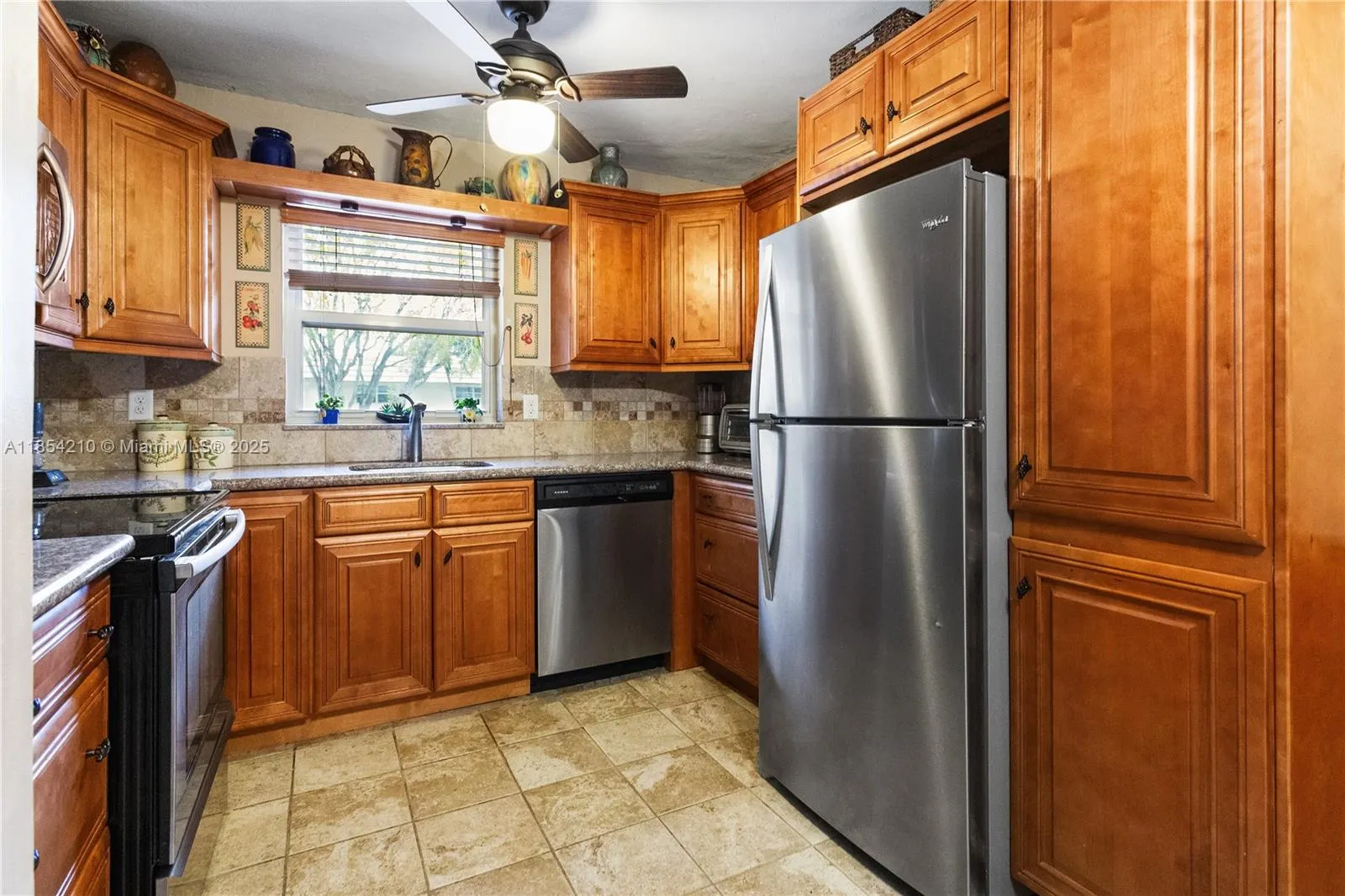 1425 Arthur St, #205A
