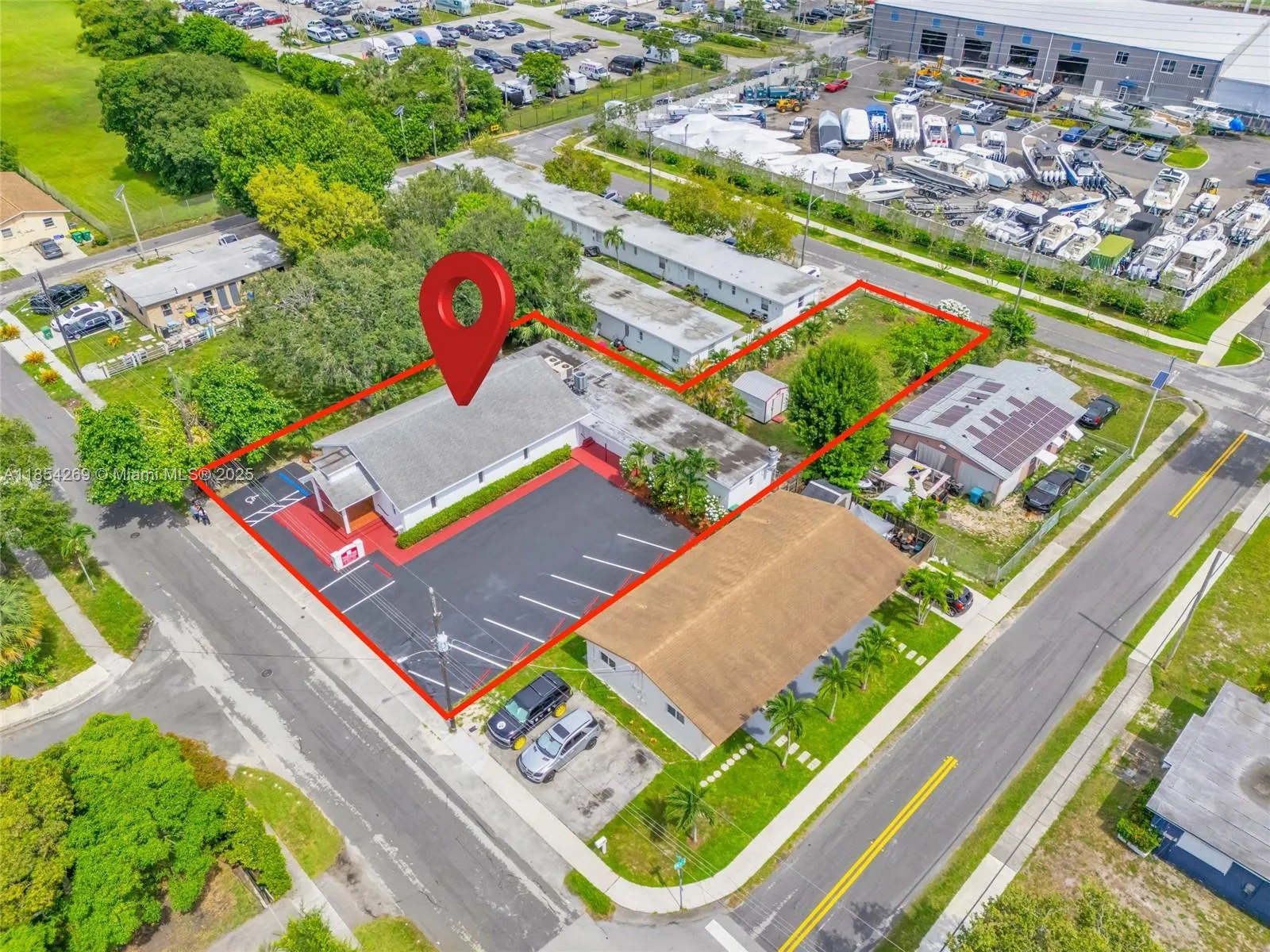 810 NW 3rd St