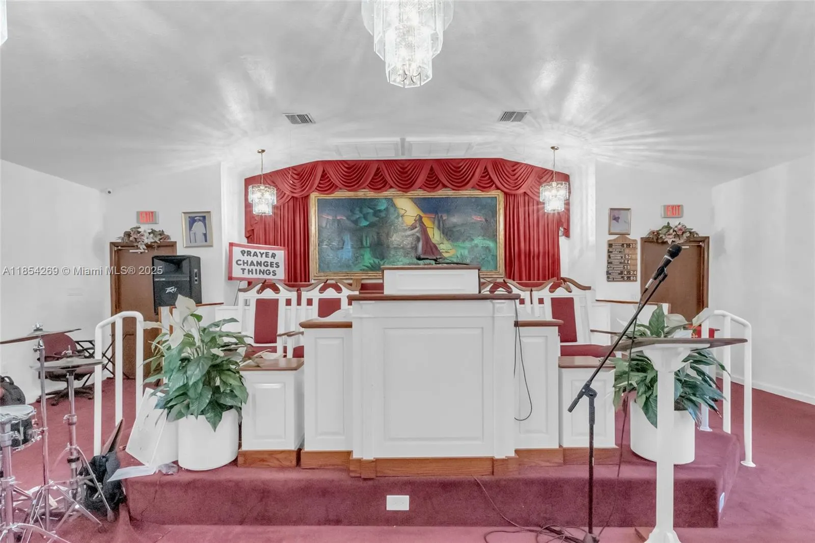 810 NW 3rd St