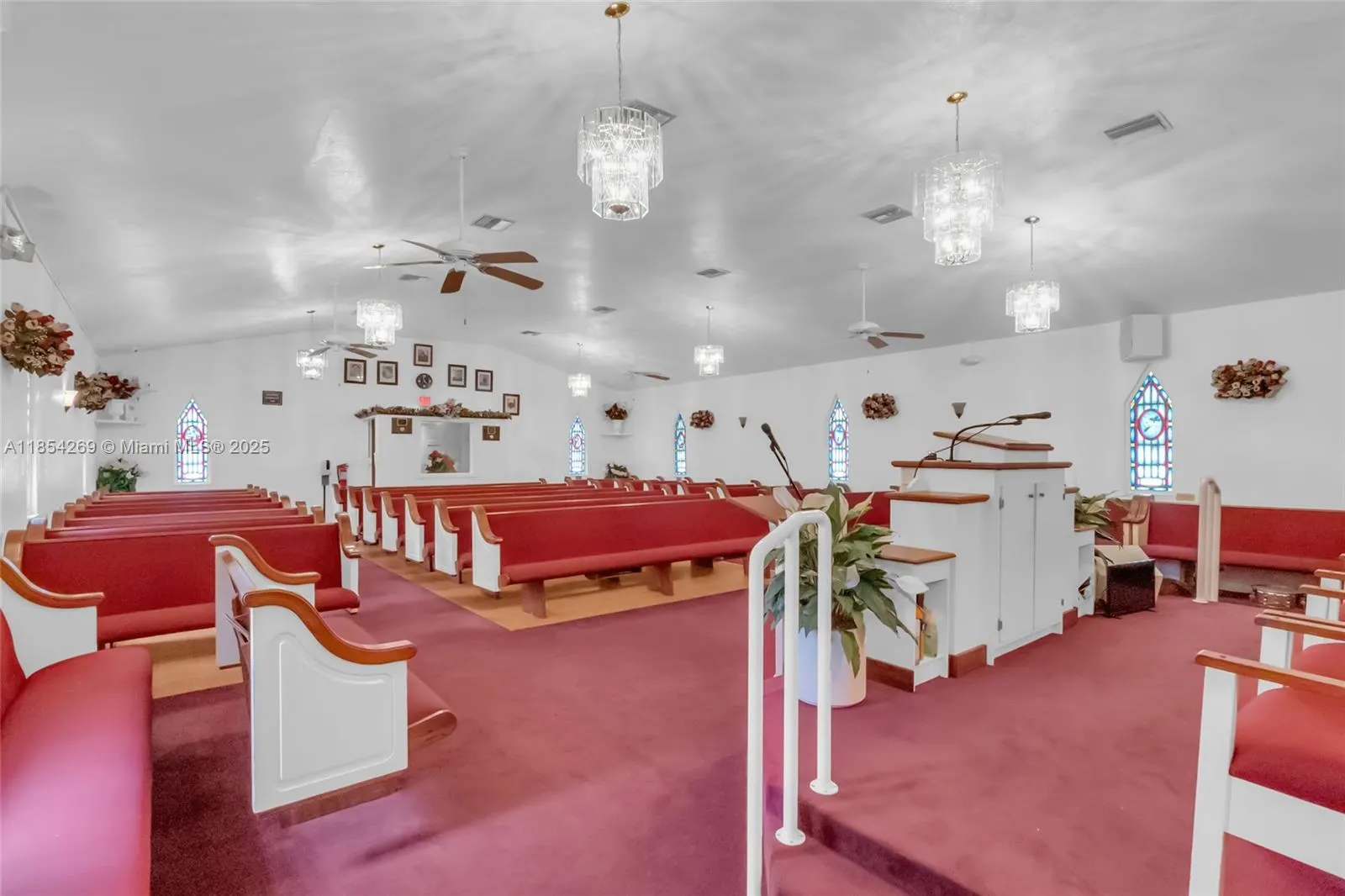810 NW 3rd St
