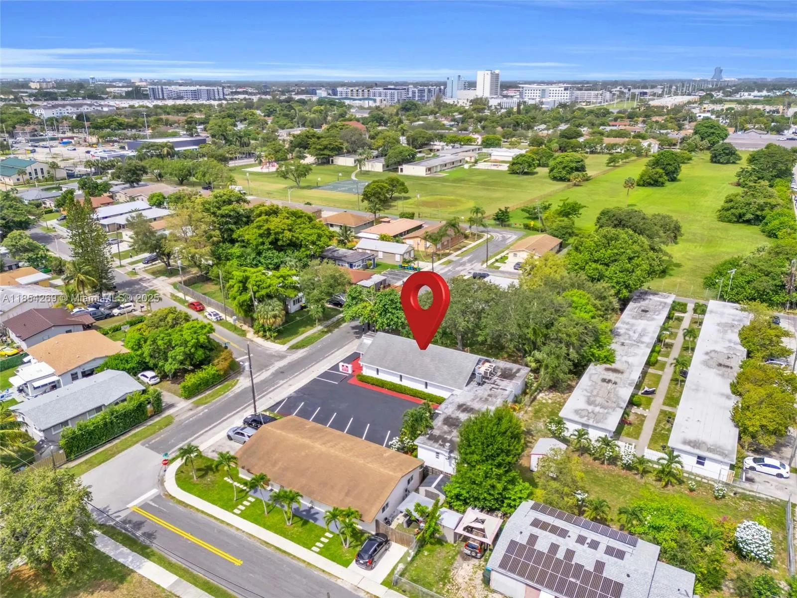 810 NW 3rd St
