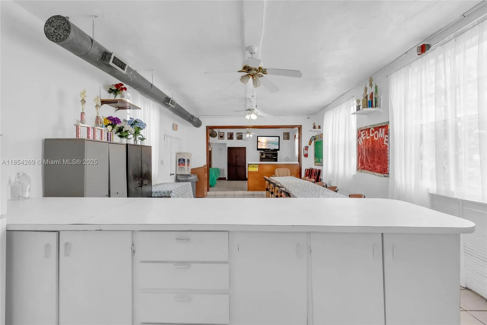 810 NW 3rd St