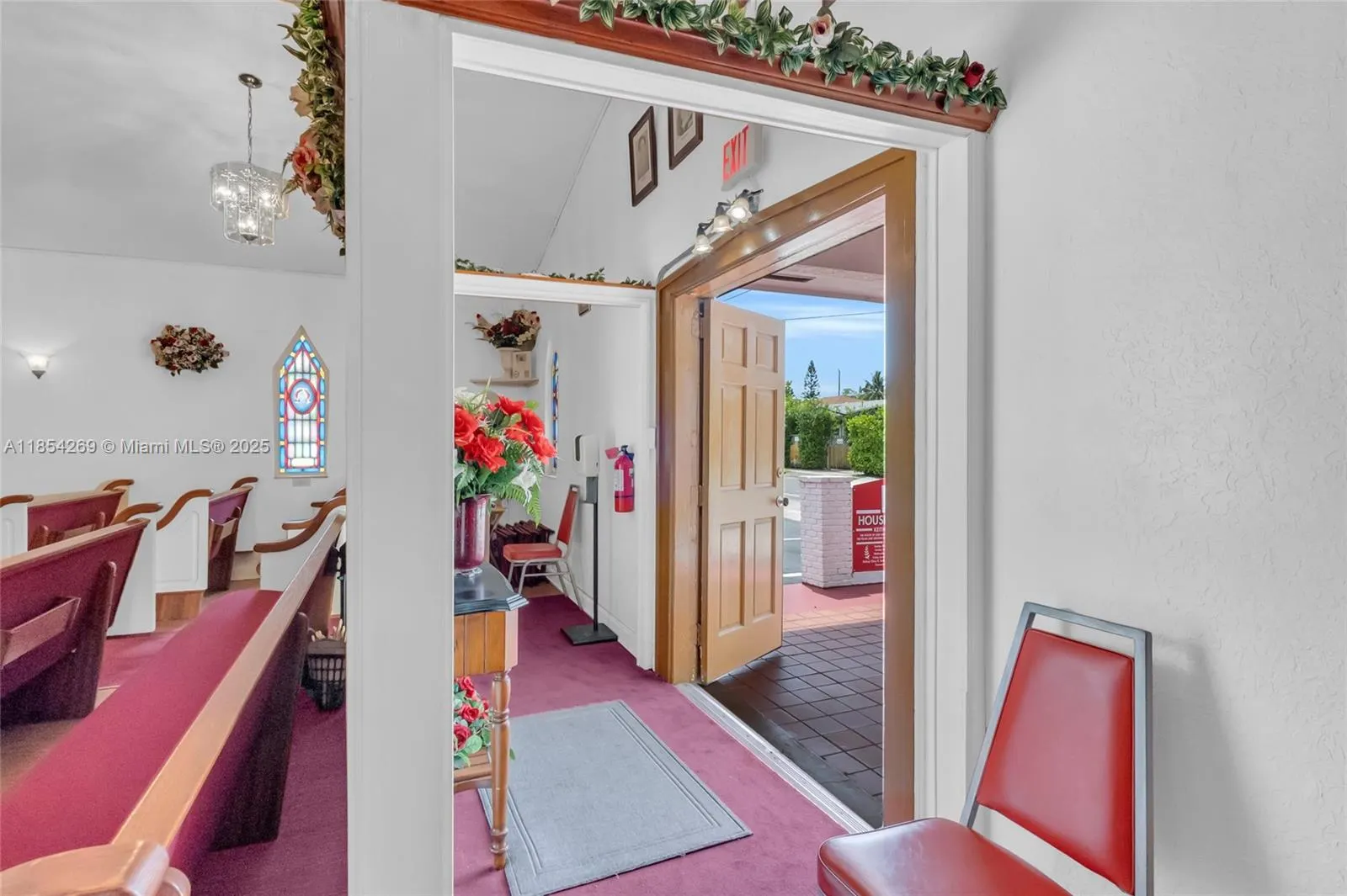 810 NW 3rd St