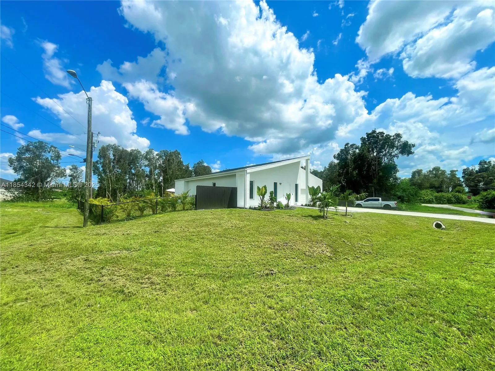 395 Pace Avenue