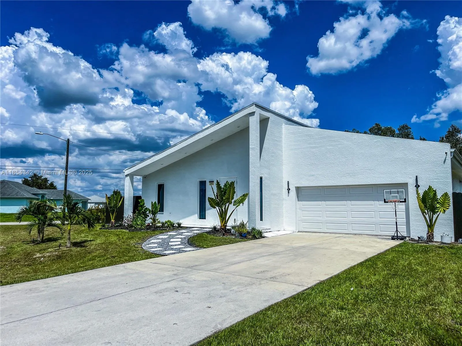 395 Pace Avenue
