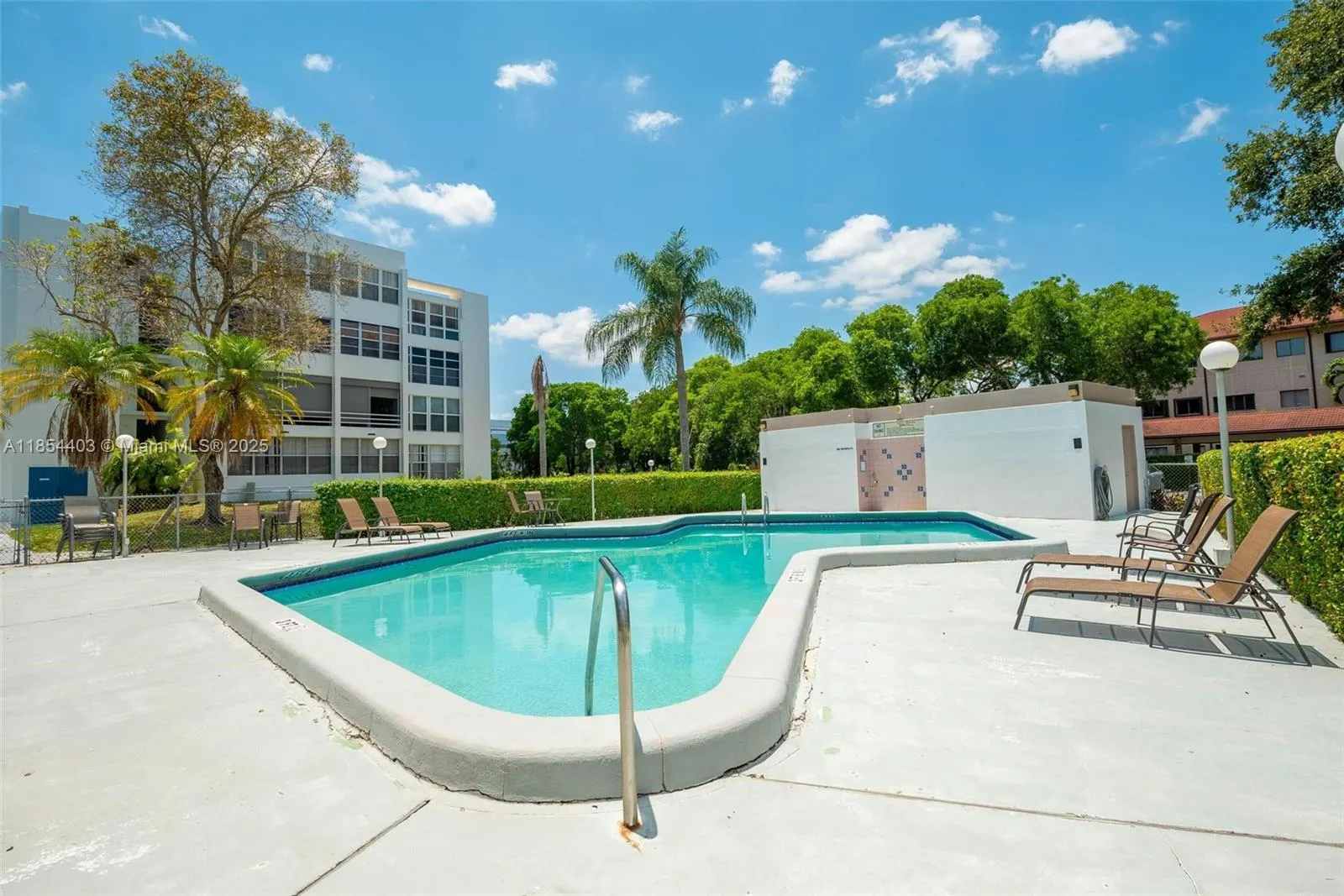 6923 Cypress Rd, #A15