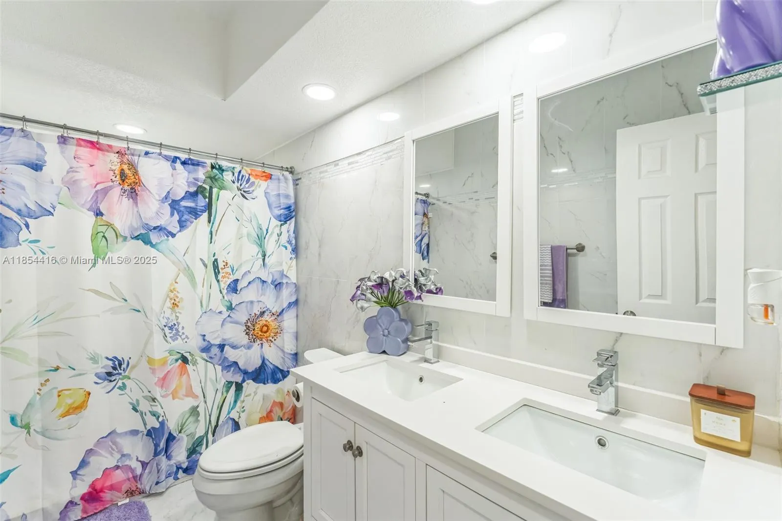 5706 S Travelers Palm Ln