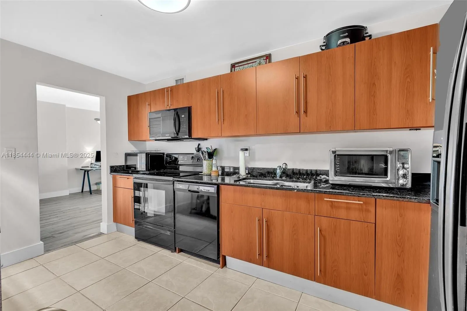 3000 S Ocean Dr, #1210