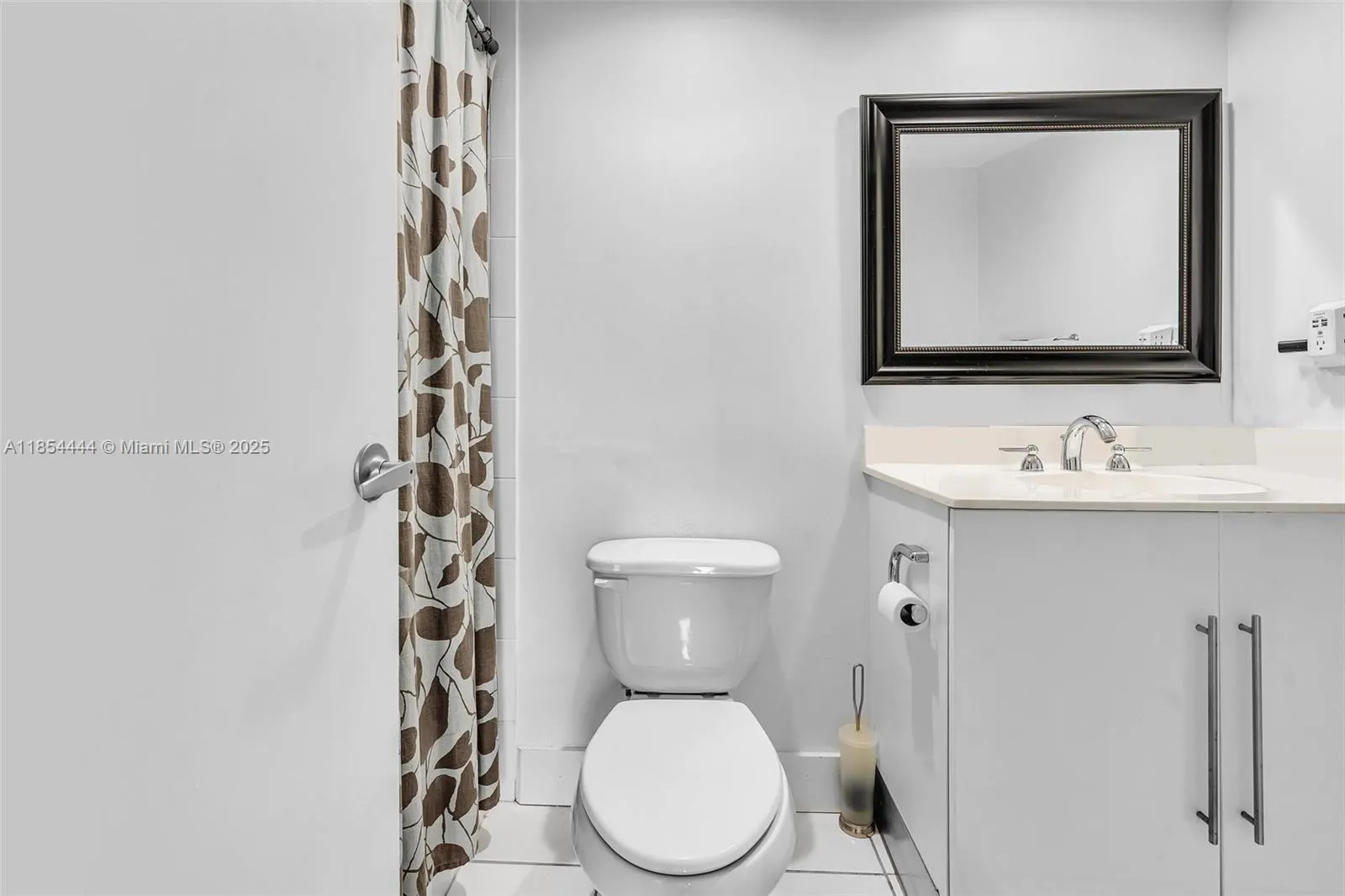 3000 S Ocean Dr, #1210