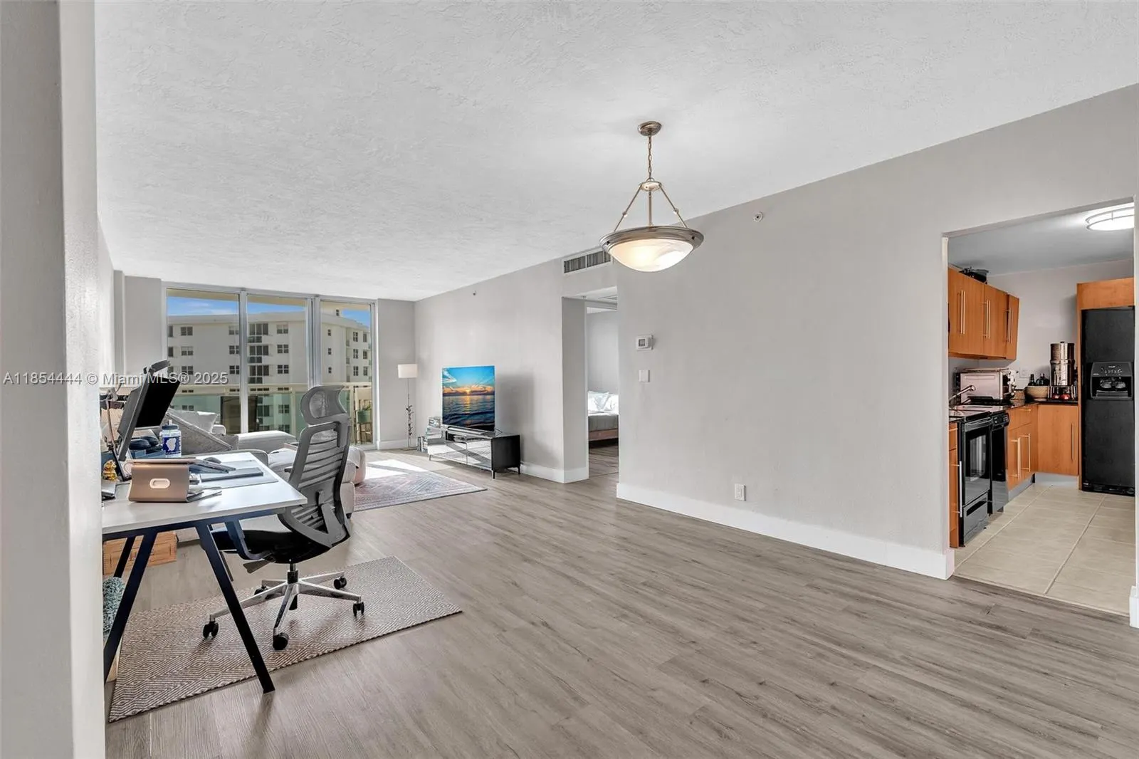 3000 S Ocean Dr, #1210