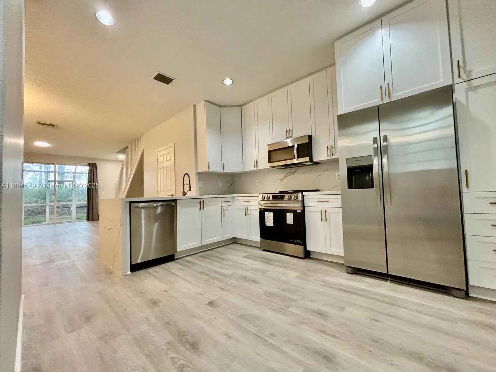 3626 San Simeon Cir