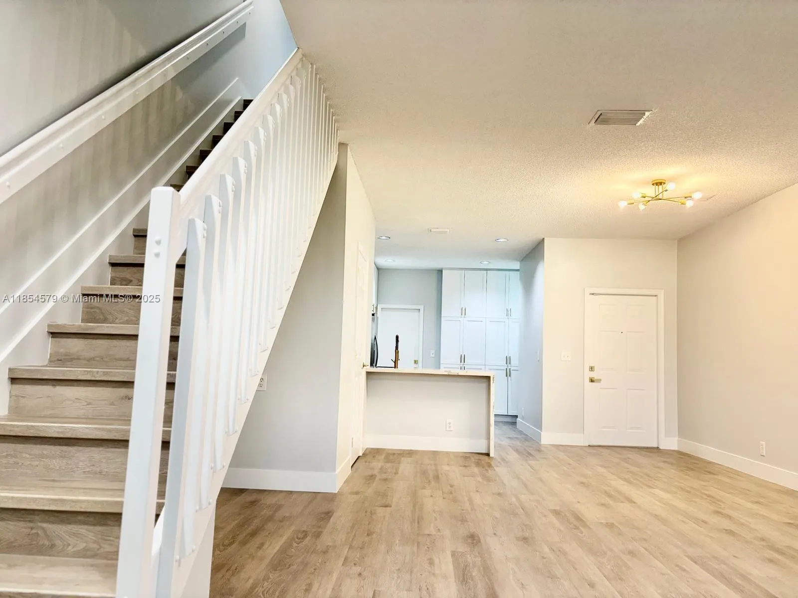 3626 San Simeon Cir