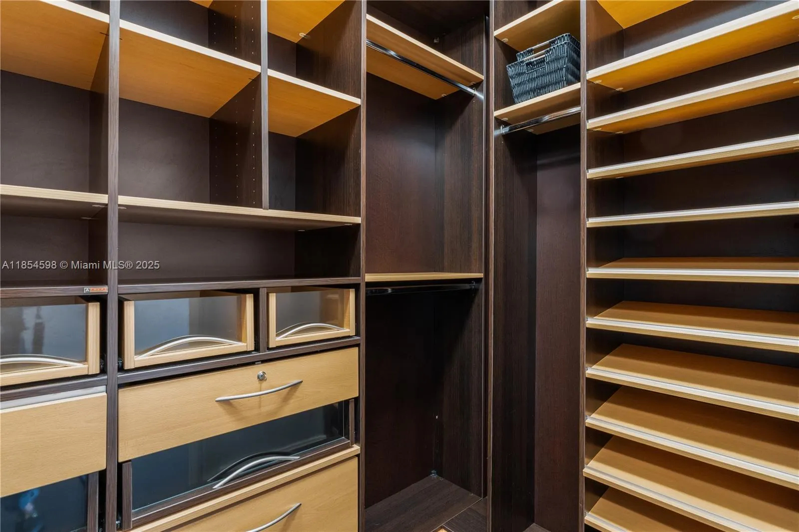 17875 Collins Ave, #705