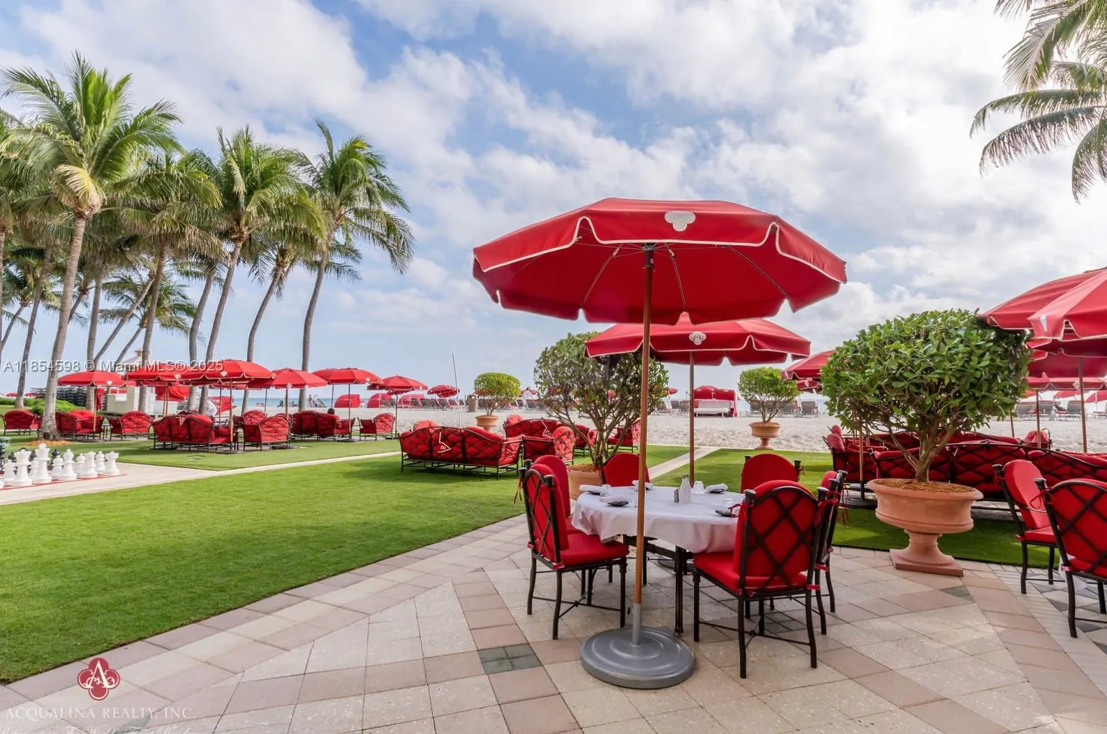 17875 Collins Ave, #705