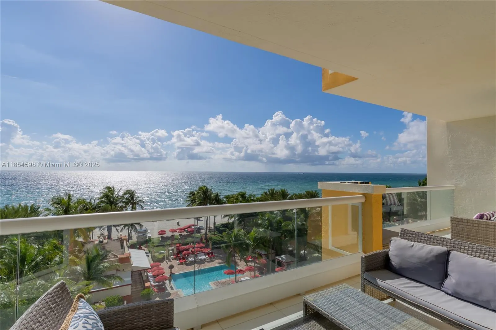 17875 Collins Ave, #705