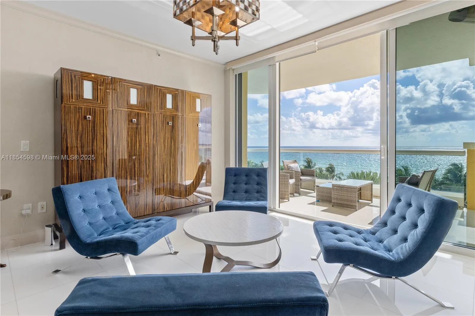 17875 Collins Ave, #705