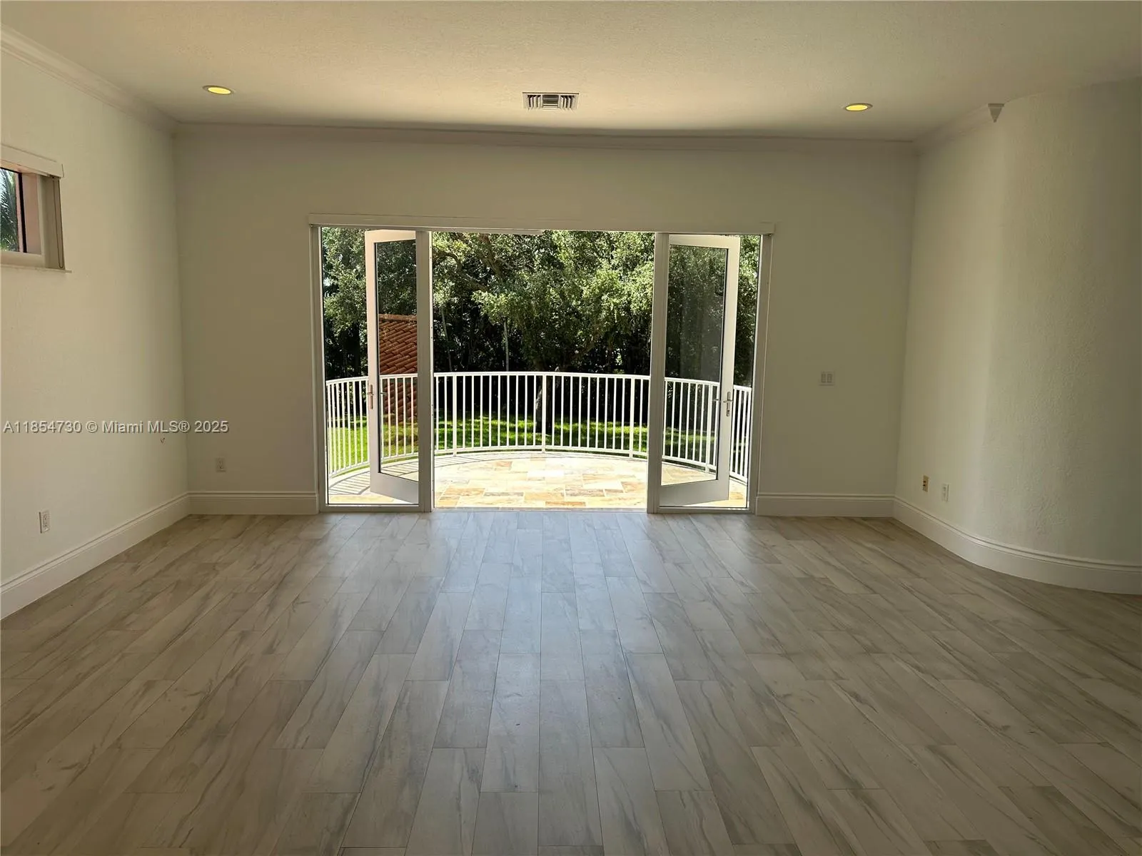 10600 SW 69th Ave