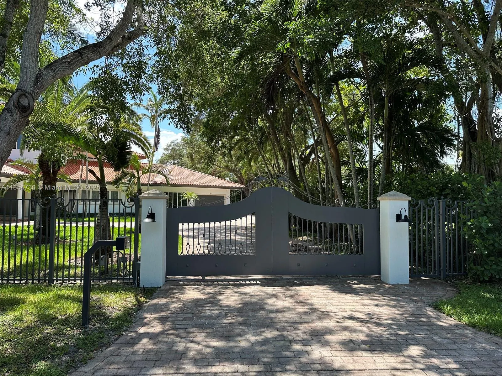 10600 SW 69th Ave