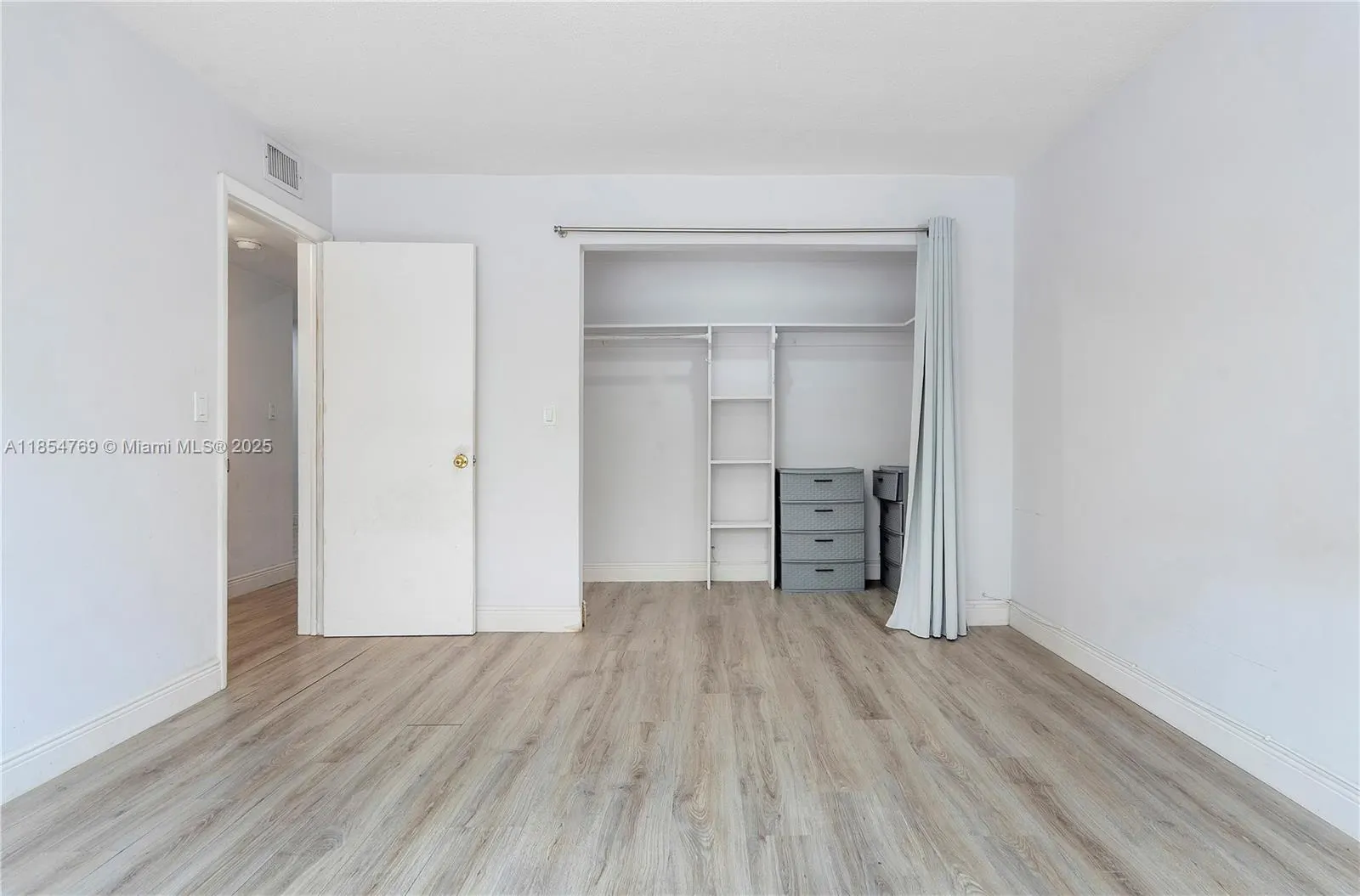 180 NE 12th Ave, #10A