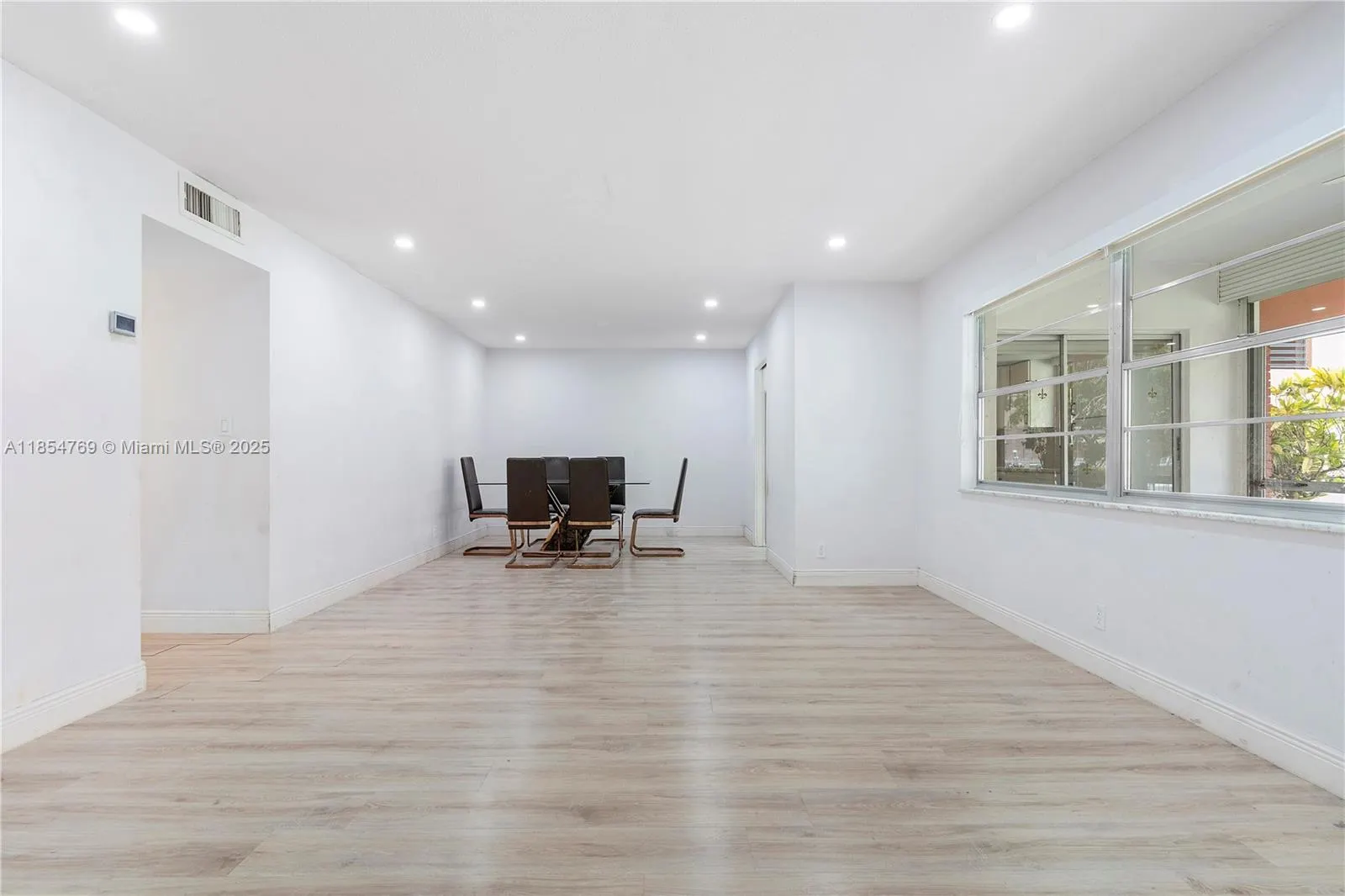 180 NE 12th Ave, #10A