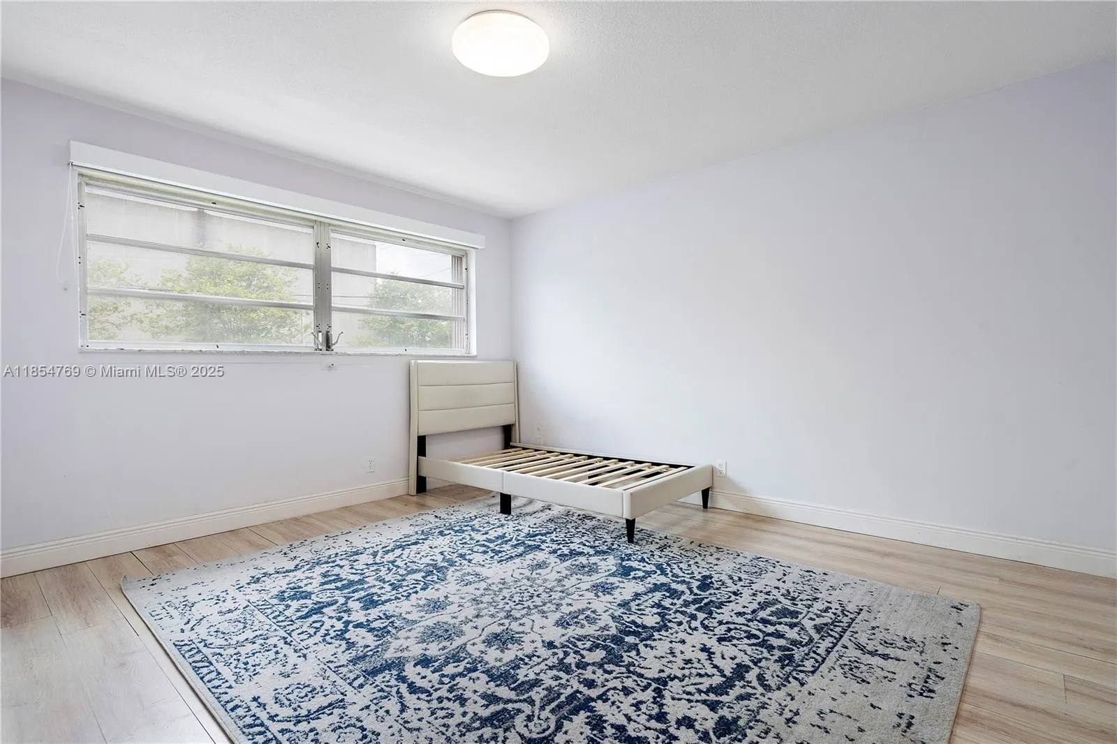 180 NE 12th Ave, #10A