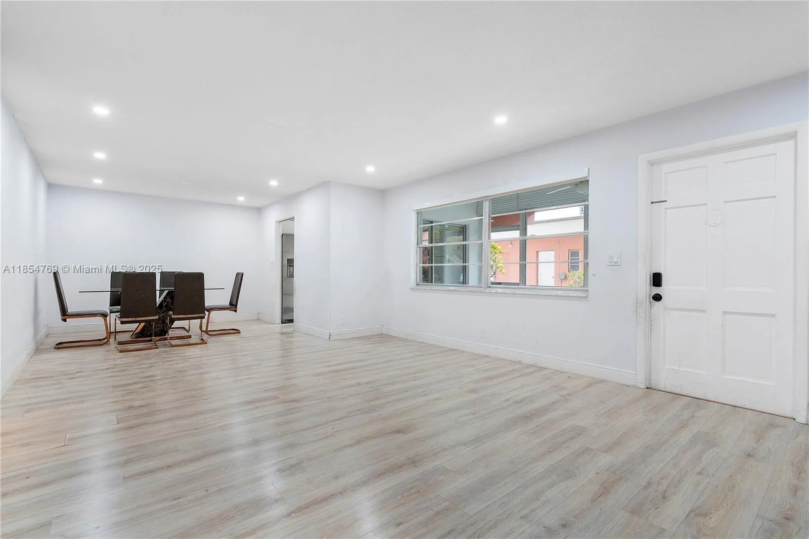 180 NE 12th Ave, #10A