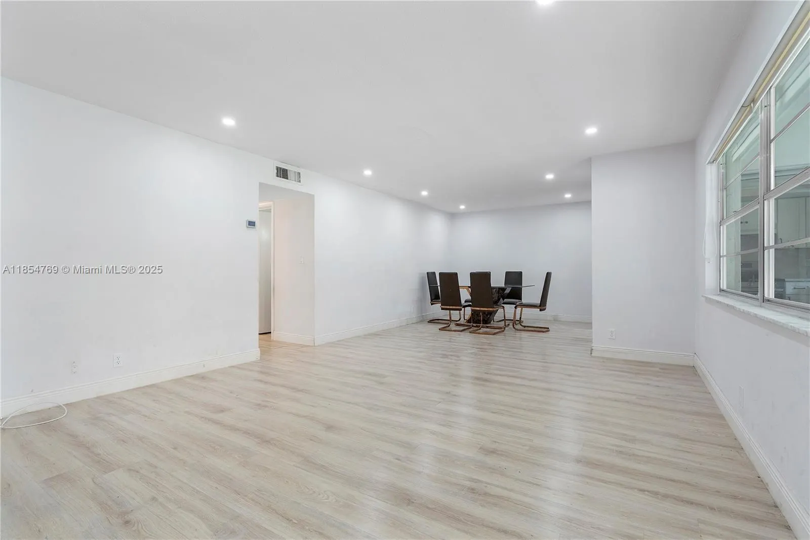 180 NE 12th Ave, #10A