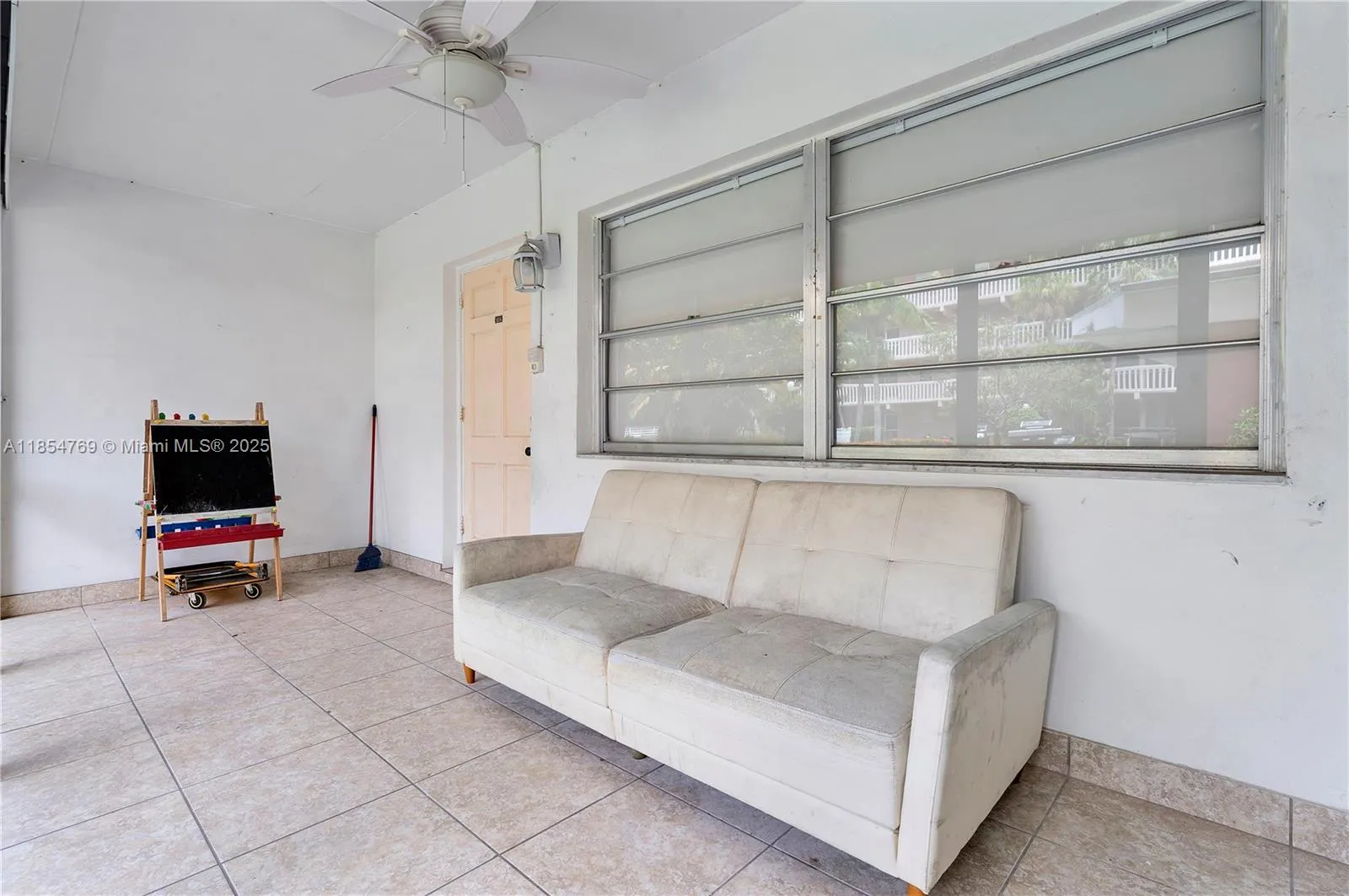 180 NE 12th Ave, #10A
