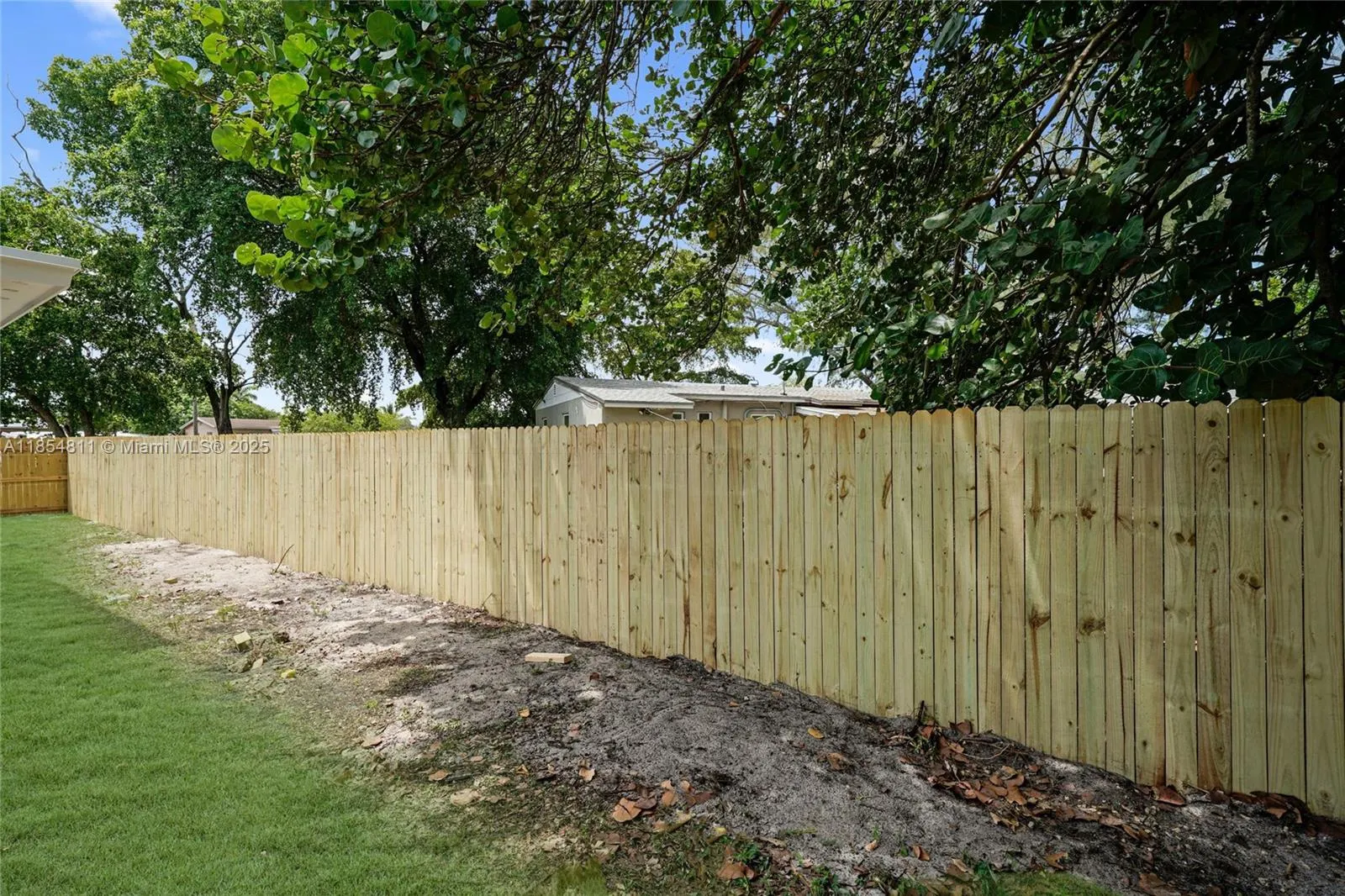 1220 NW 18th Ave