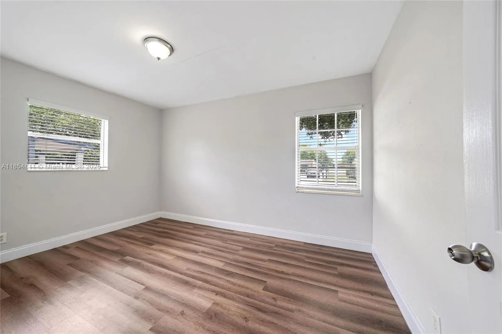 1220 NW 18th Ave