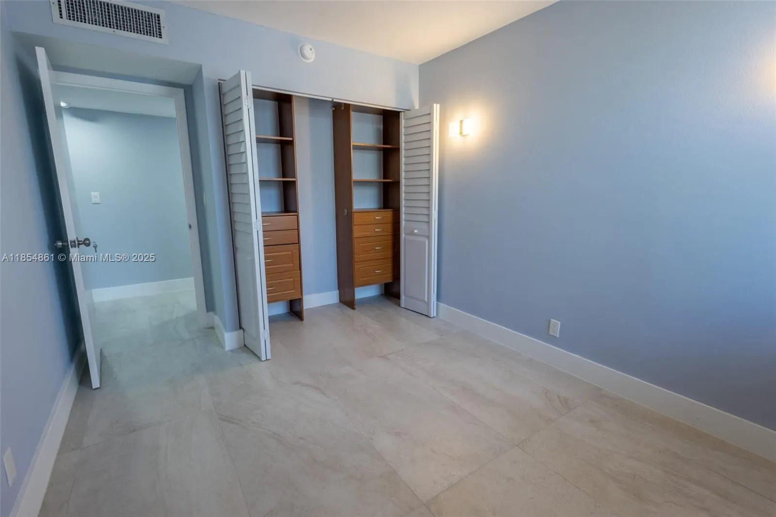 20350 W Country Club Dr, #PH24-4