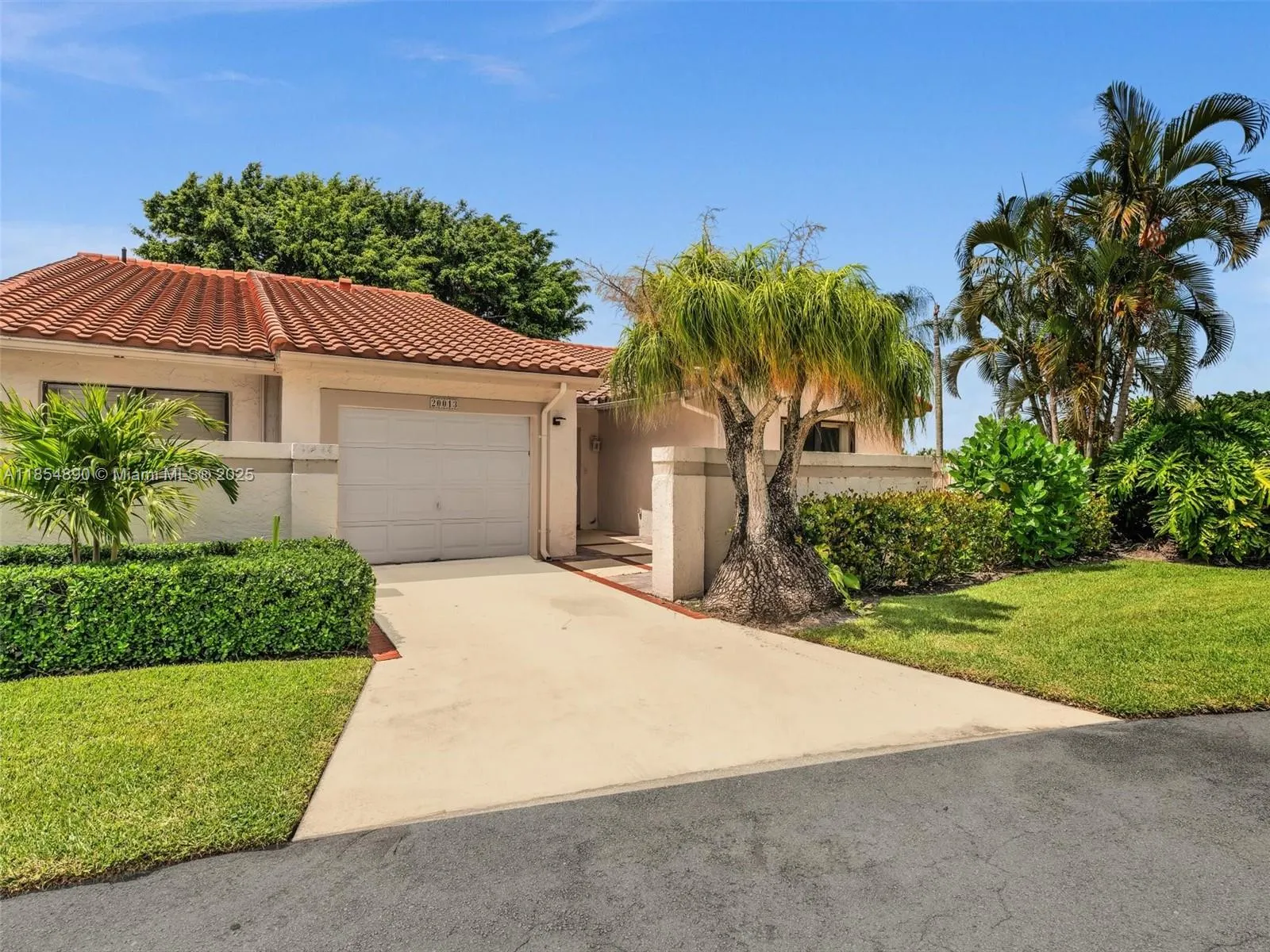 20013 Mona Cir, #20013