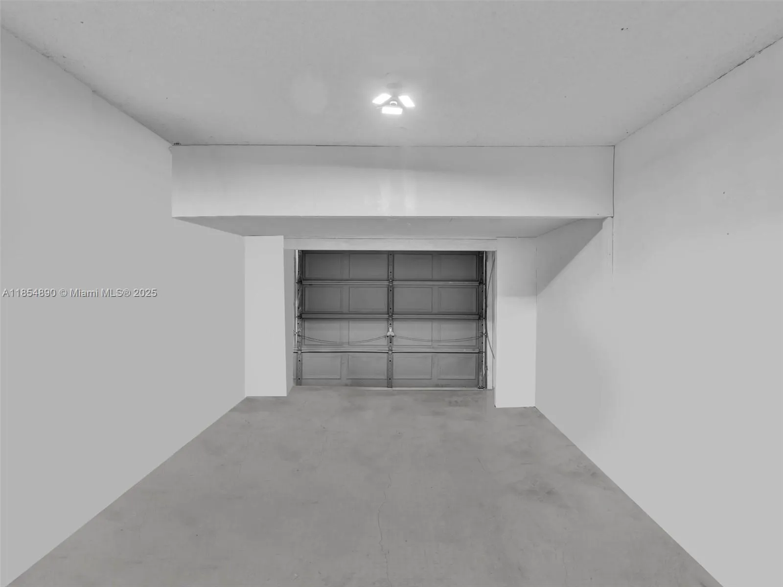 20013 Mona Cir, #20013