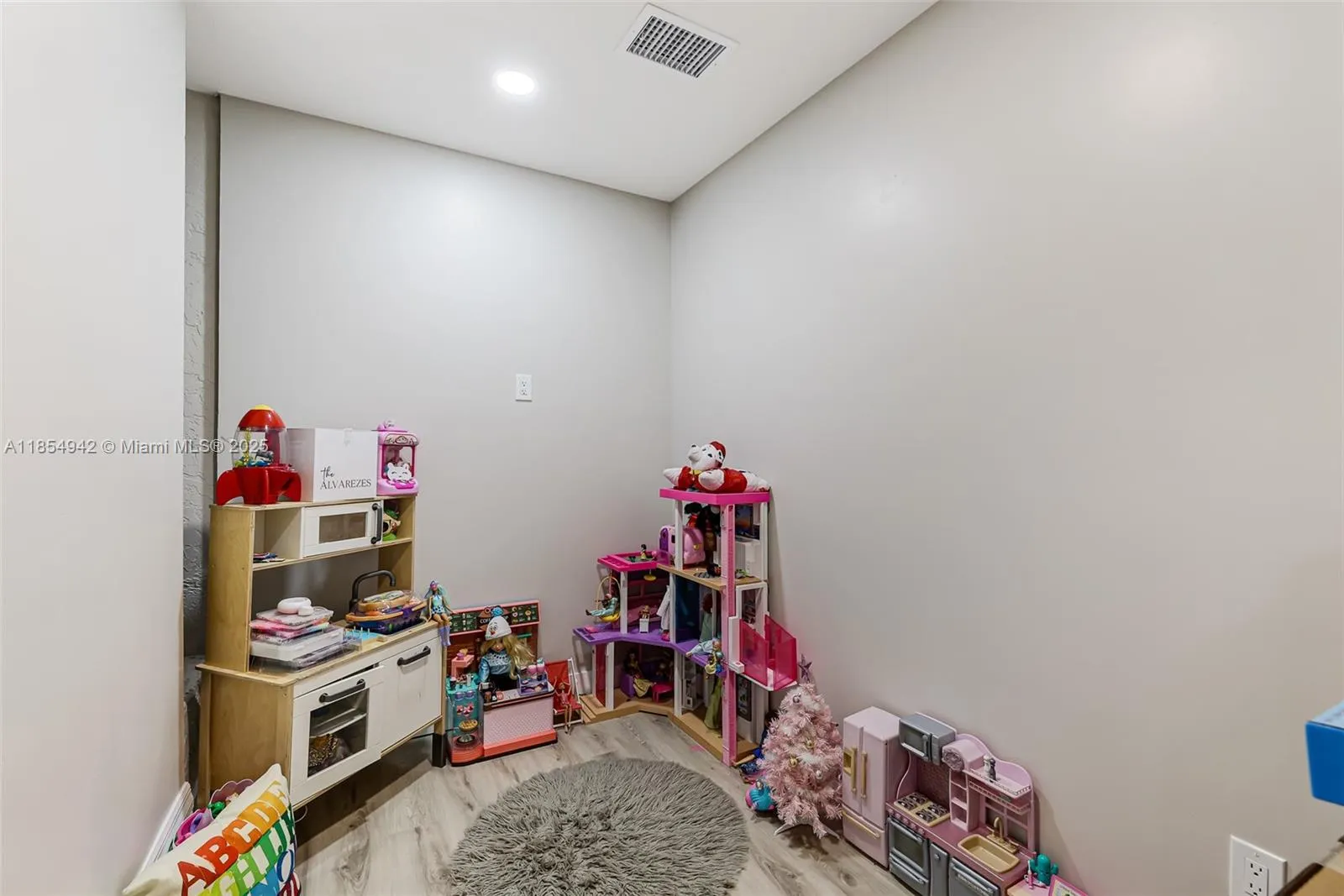 1356 NW 129th Way