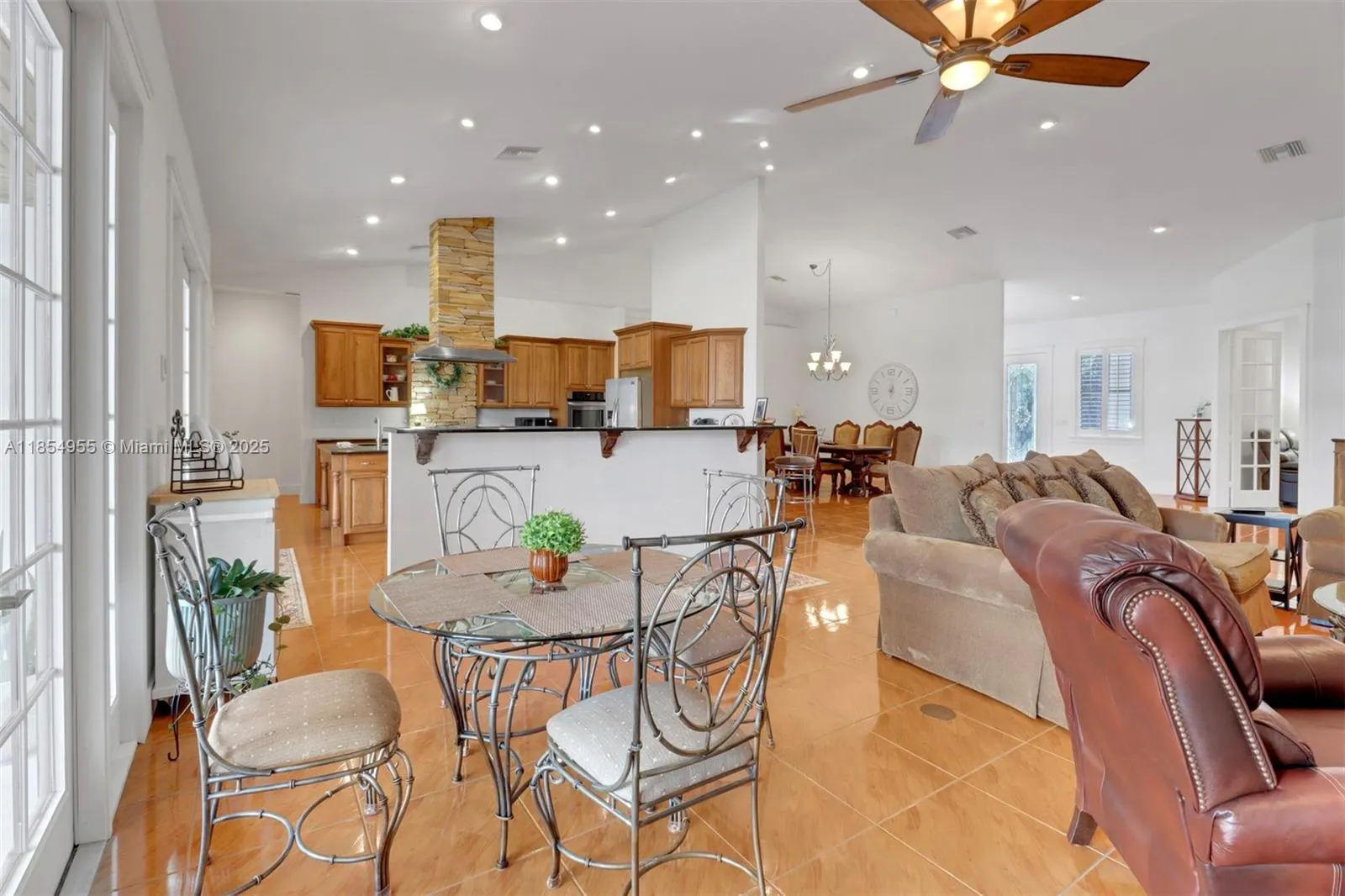 2825 JENKINS WAY