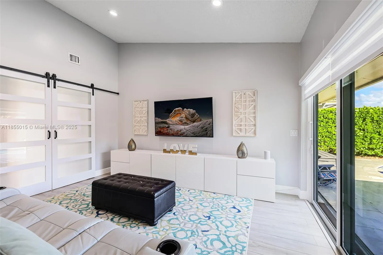 16780 Redwood Way