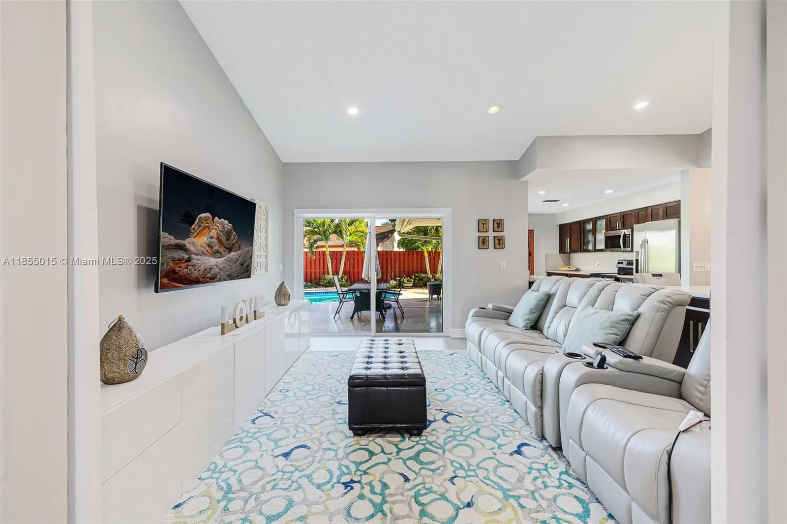 16780 Redwood Way