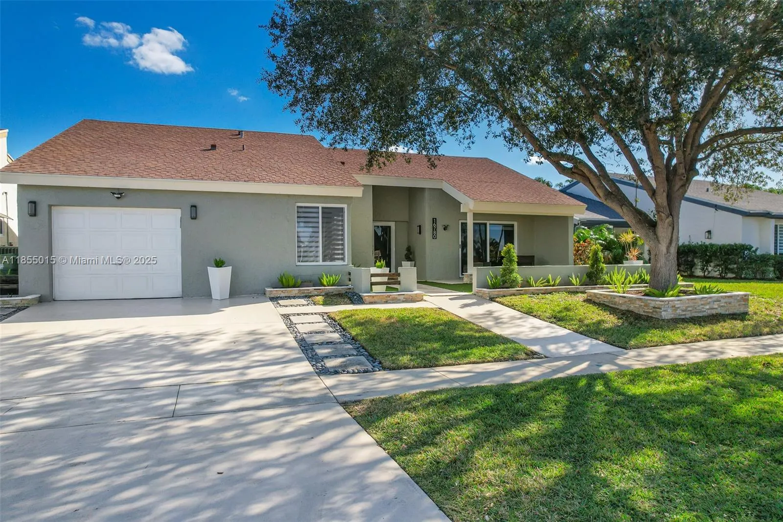 16780 Redwood Way