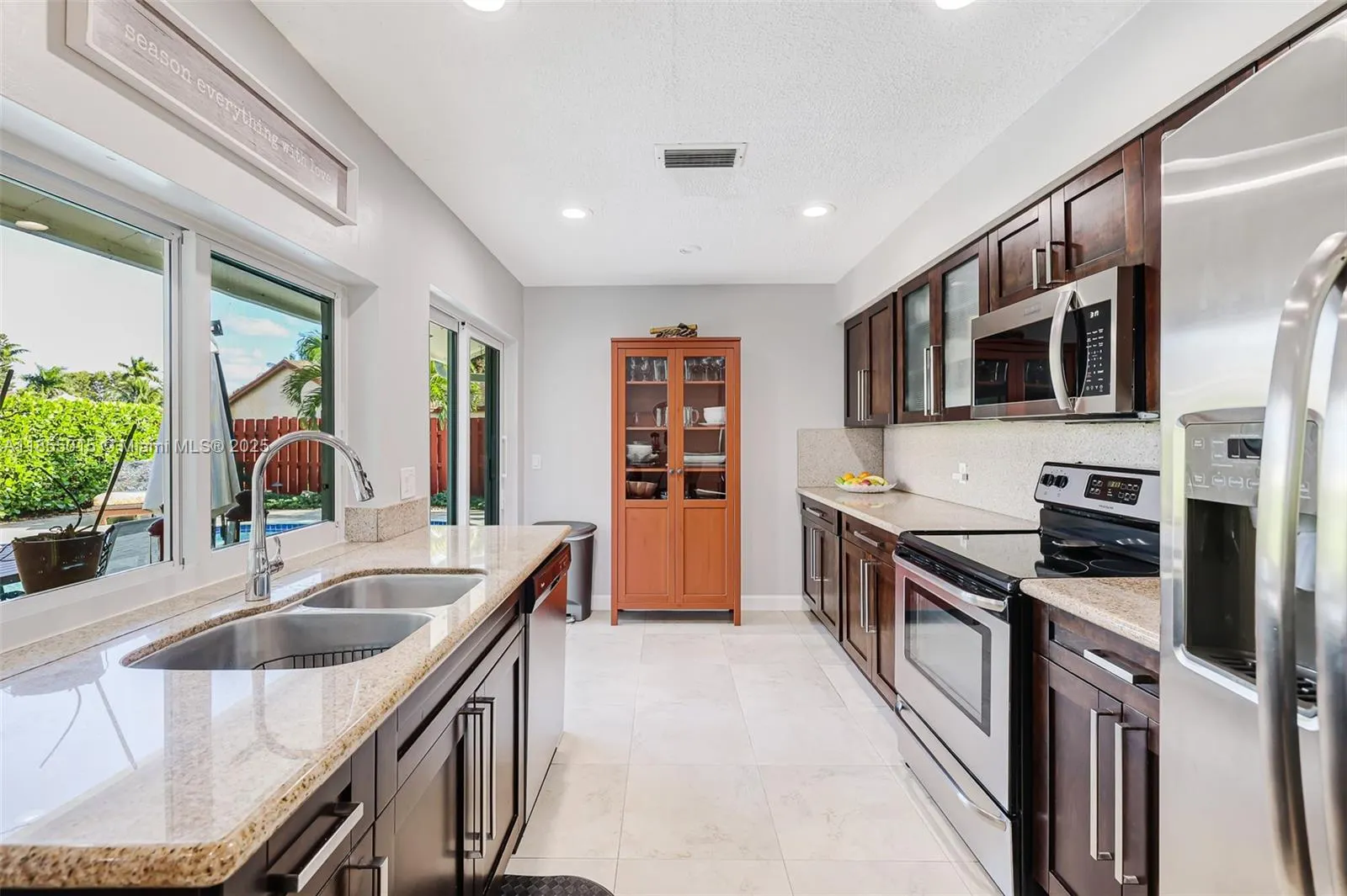 16780 Redwood Way
