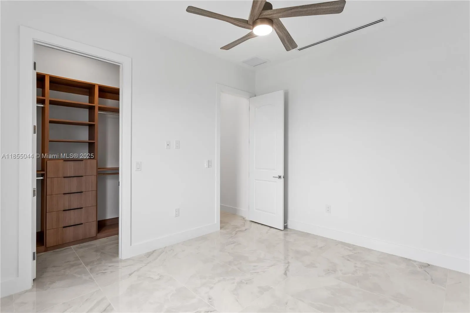 5 SW 37TH AVE