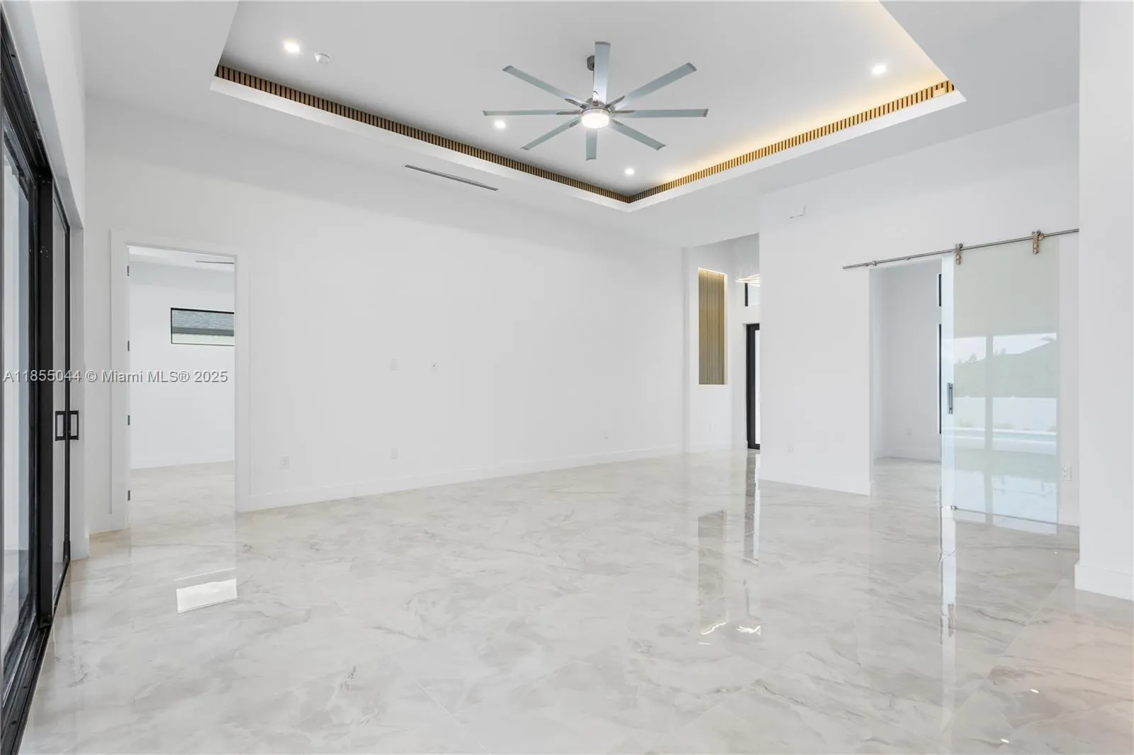 5 SW 37TH AVE