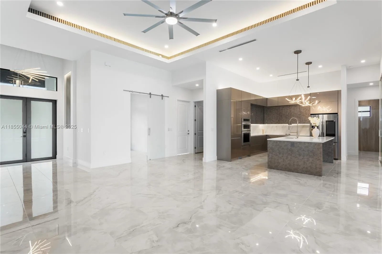 5 SW 37TH AVE