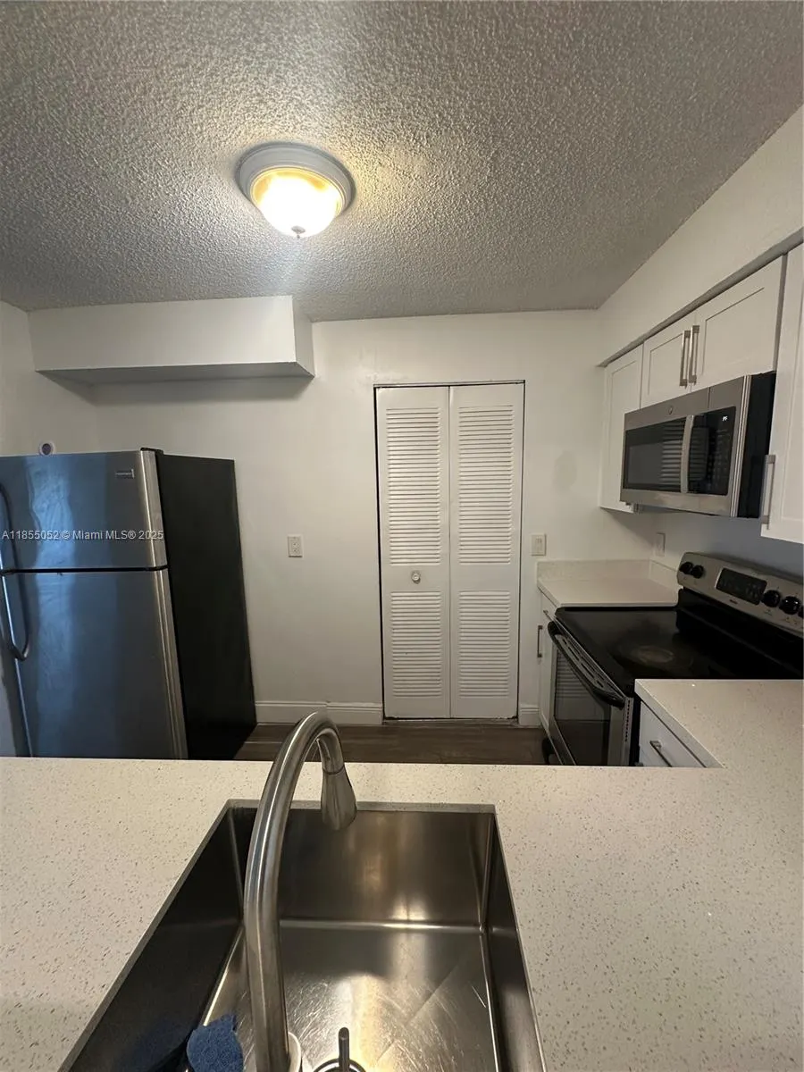 1245 SW 46th Ave, #1202
