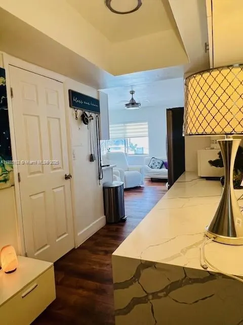 4201 Indian Creek, #5