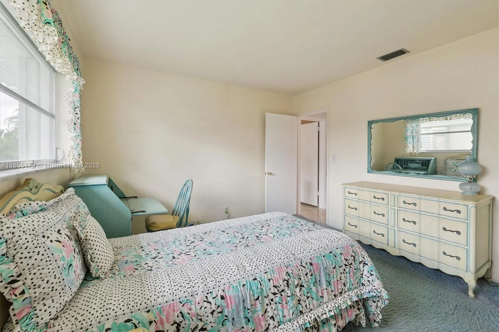 6100 SW 8th Ct