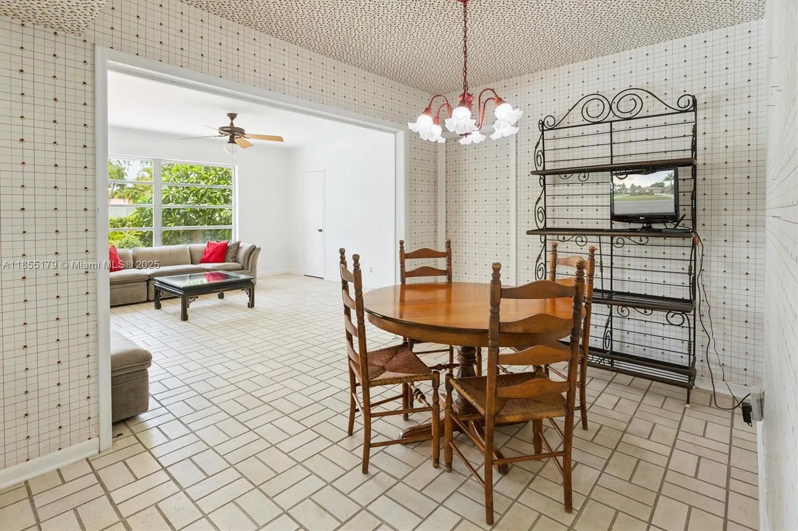 6100 SW 8th Ct
